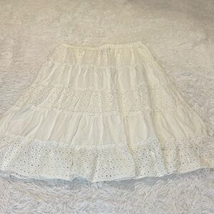 MetroWear White Eyelet Skirt WOMENS SIZE L PULL ON ELASTIC WAISTBAND
